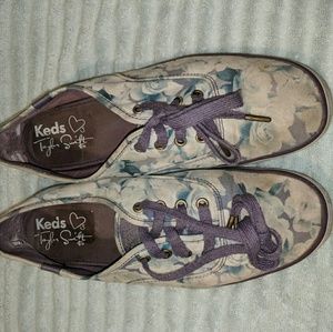 Limited edition Taylor Swift keds